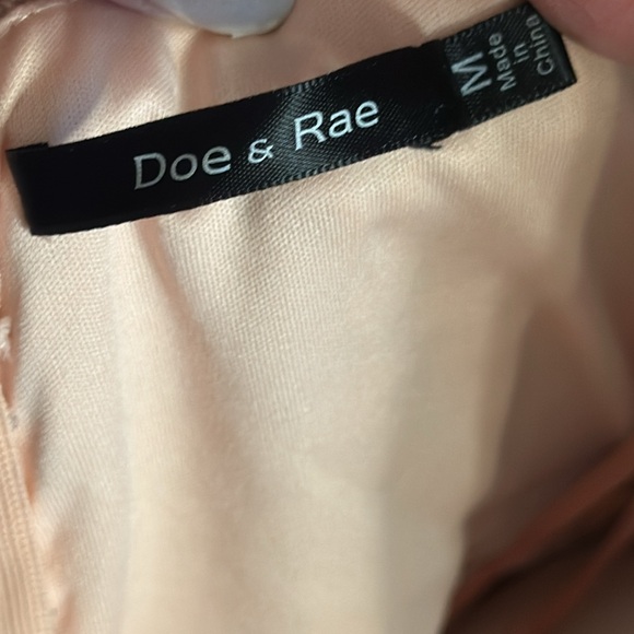 Women’s Doe & Rae dress size medium - Picture 7 of 7